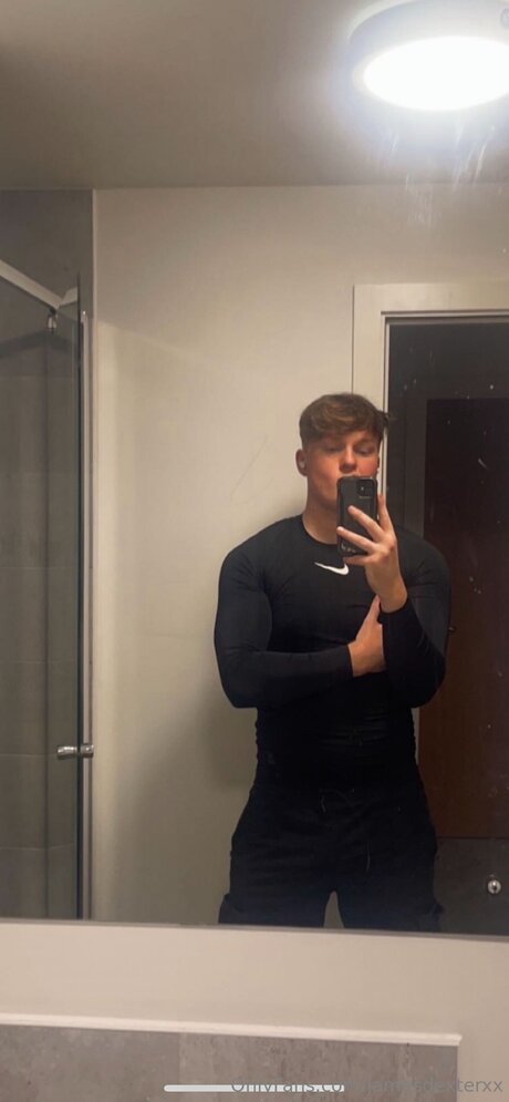 Jamesdexterxx model beautiful galleries