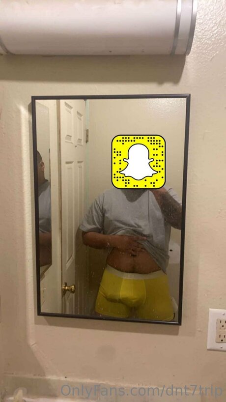 milf trans onlyfans pornographic image