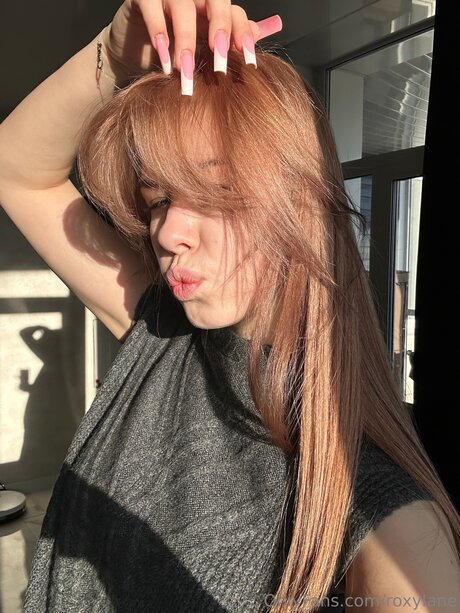Roxylane pornstar nice img