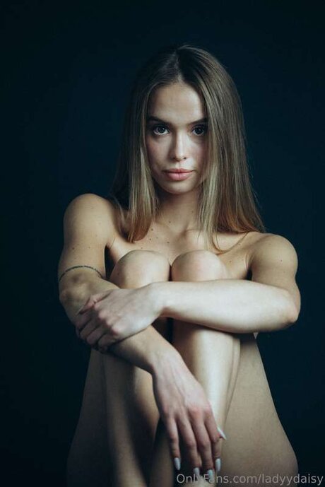 Olivia Livy model nice img