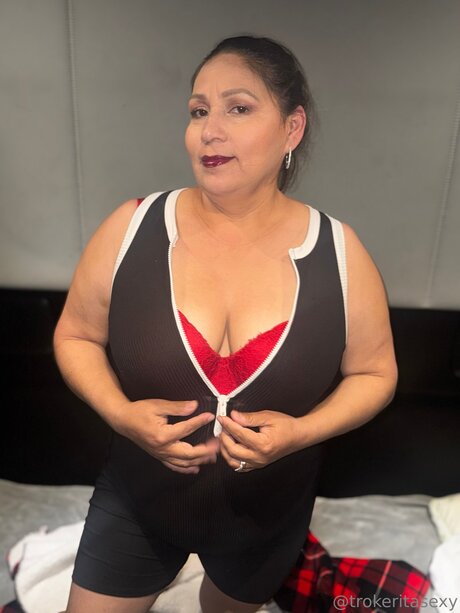 Trokeritasexy top model pic