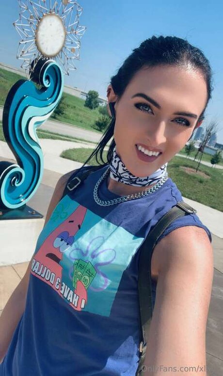 Xlayy exclusive model archive