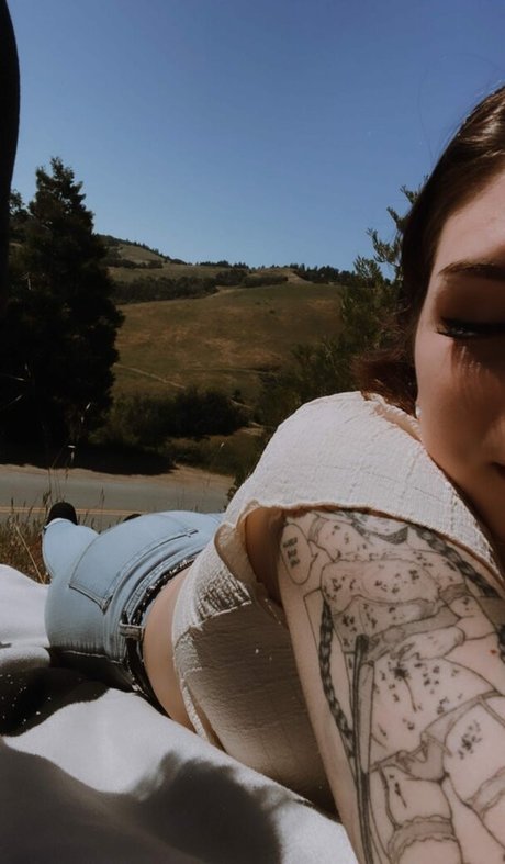 no panties onlyfans pornographic images