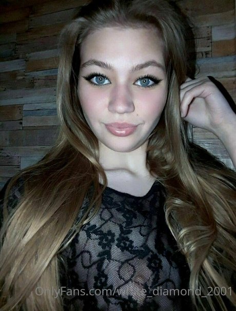 white diamond 2001 hot star pics