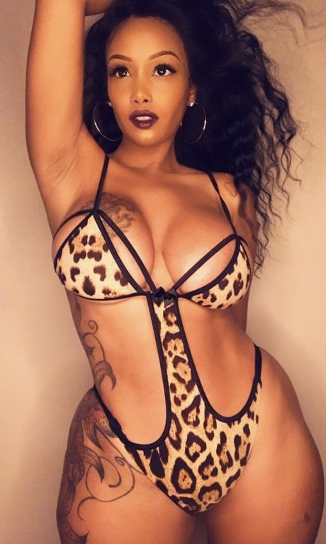 Ms Fernandes25 xxx model image