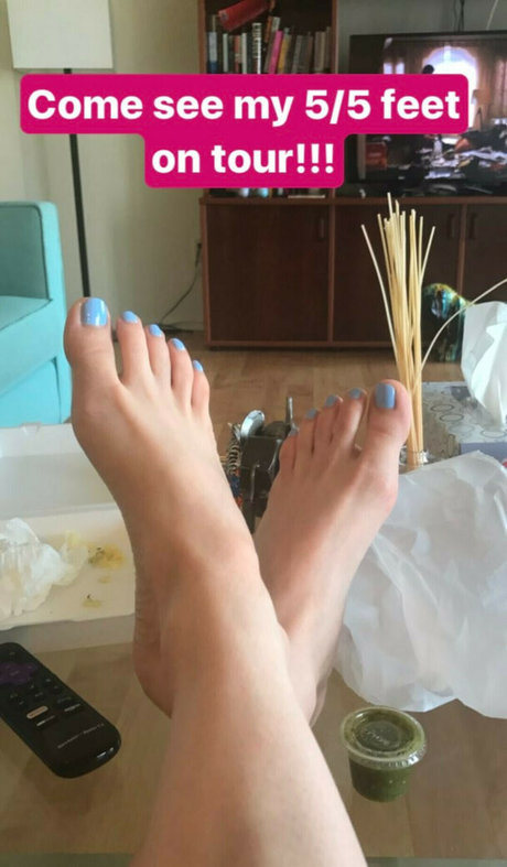 Allison Raskin pornstar adult galleries