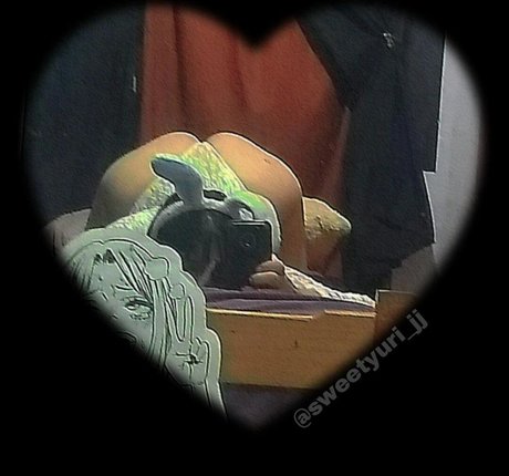 SweetYuri nice actress images