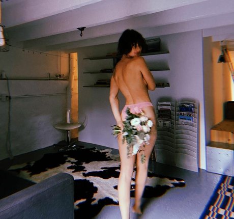 Lauren Bonner top model gallery