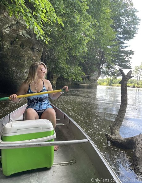 picklesfree star sex archive