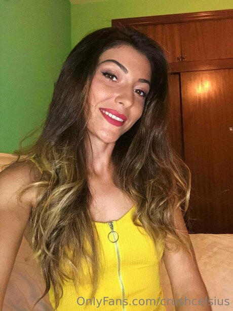 Crushcelsius model erotic picture