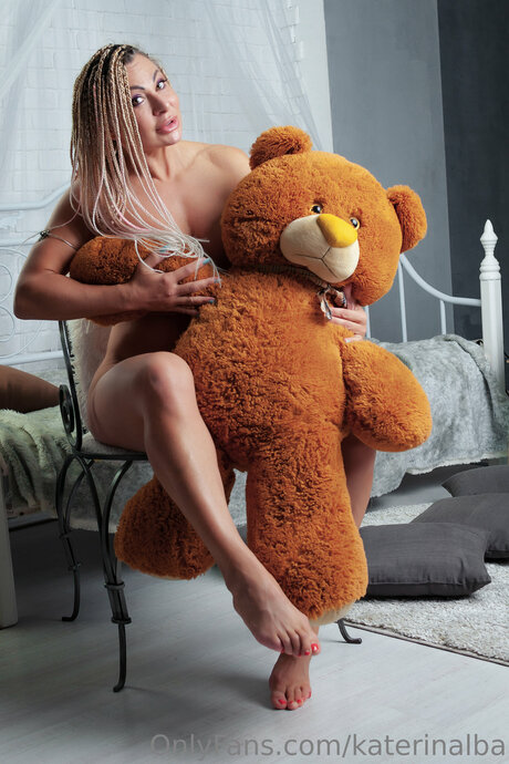 Katerinalba model erotic photo