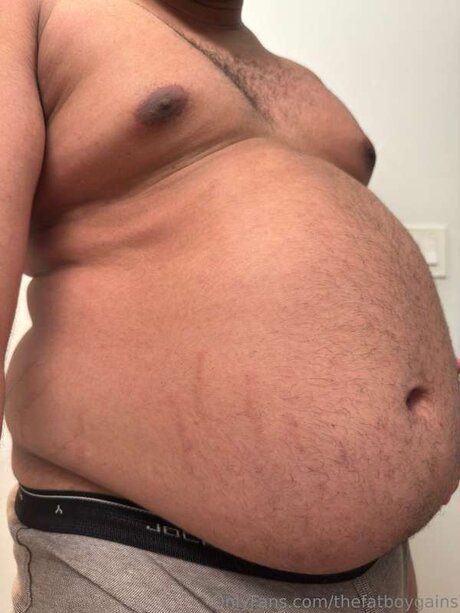 Thefatboygains nude star photo
