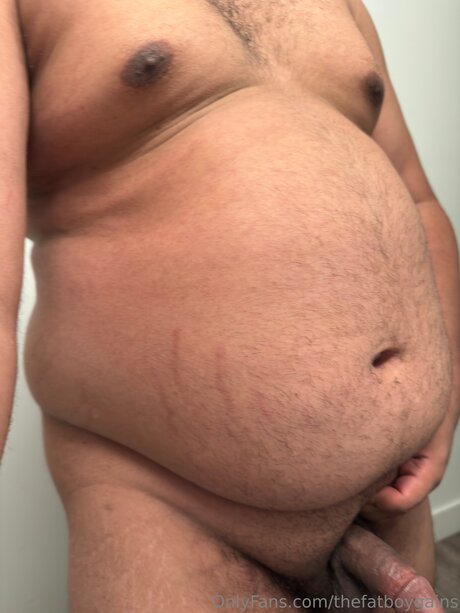 Thefatboygains nude star photos
