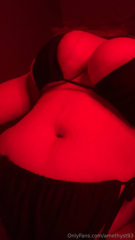 Amethyst93 model sexy gallery