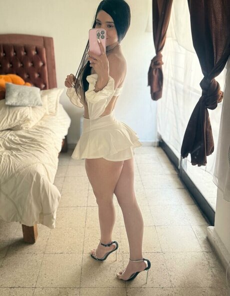 Bety Gaxiola sexy model img