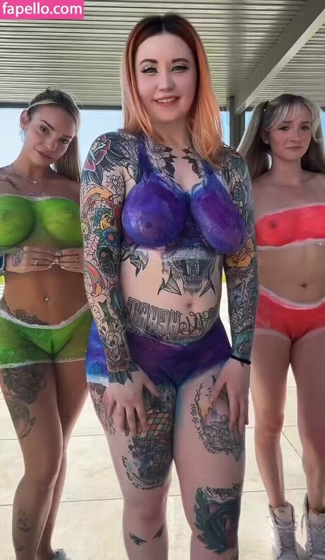 Laina Bearrknee pornstar high quality photo