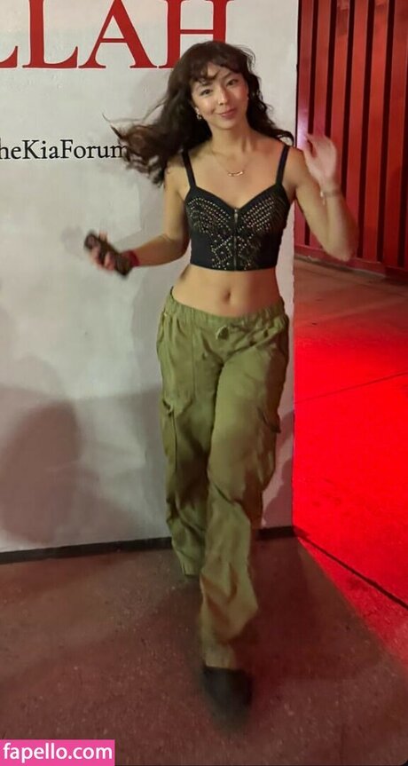 Aubrey Anderson Emmons art actress image