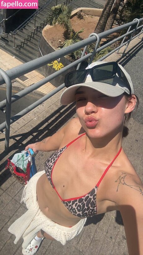 mkdobo perfect pornstar gallery