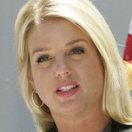 Pam Bondi star perfect pic