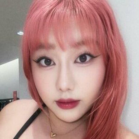 blonde secretary onlyfans beautiful naked pic