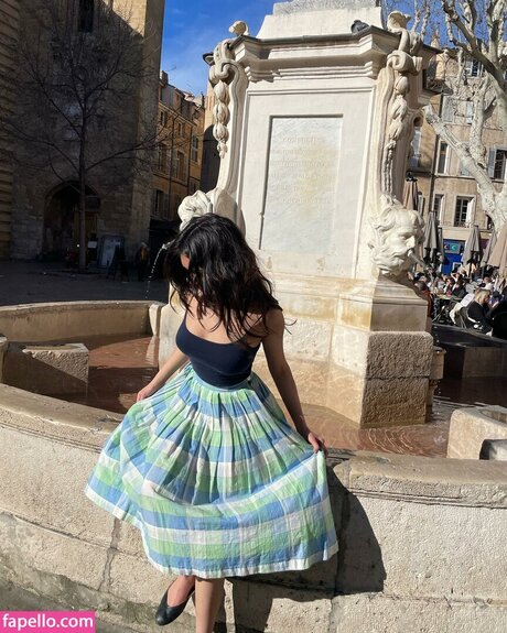 Anika Vishwanath star nude pic