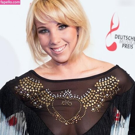 sucking cock onlyfans porn pic