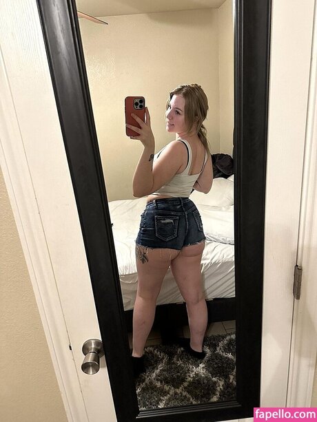 Kayla Bumsy star hot gallery