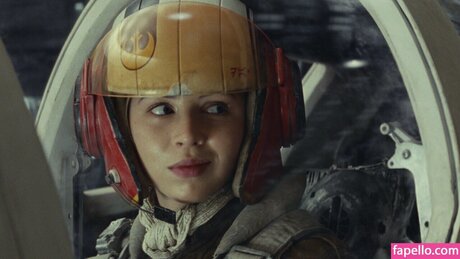 Hermione Corfield pretty pornstar img