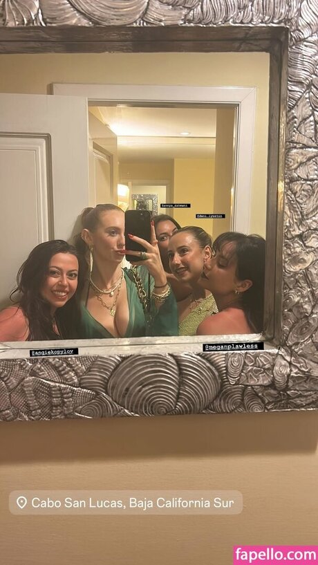 Malley Doherty nude thumbnail