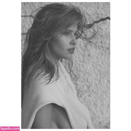 thick amateur onlyfans pornographic photos