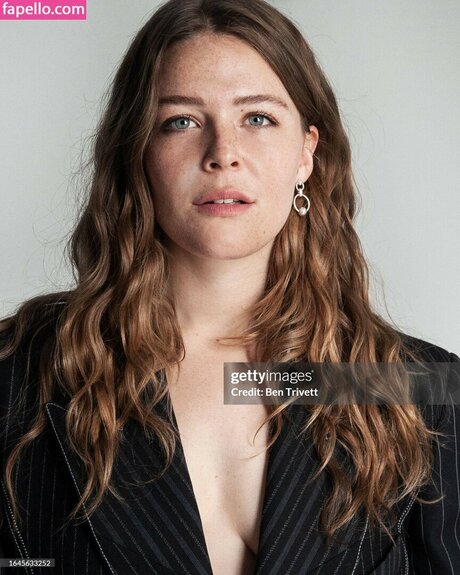 Maggie Rogers hd star gallery