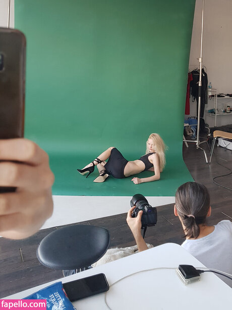 Karina Vasilishin model xxx img