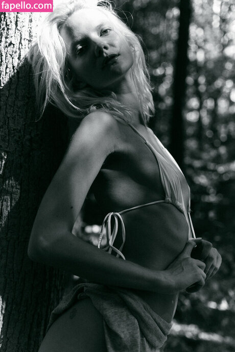 Karina Vasilishin pretty model pic