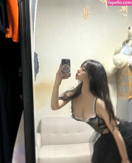 soooyaee exclusive pornstar photo
