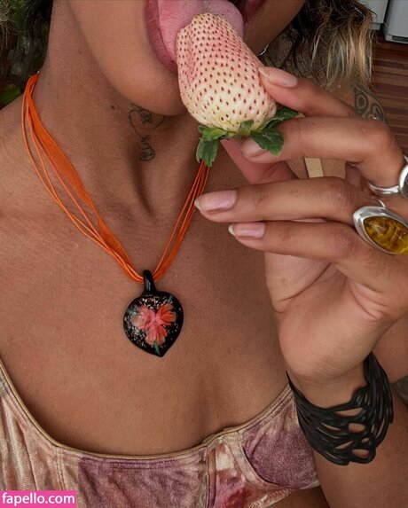 shemale masturbation onlyfans nude pictures