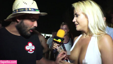 girl on girl onlyfans xxx pictures