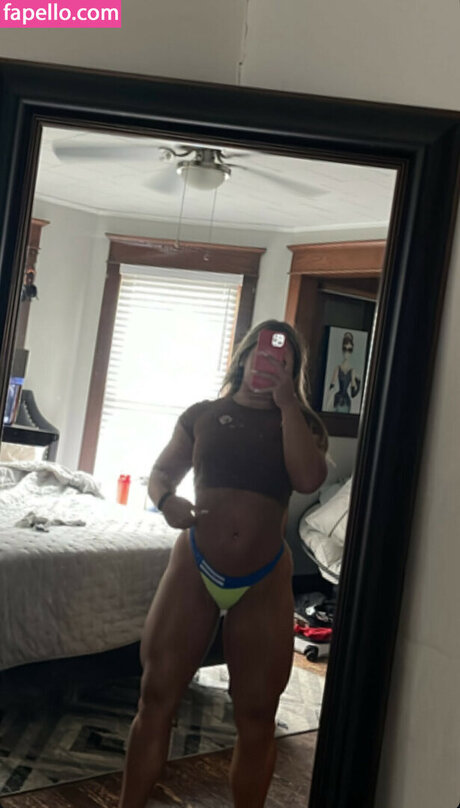 housewife onlyfans top photos