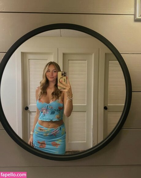 Jamie Gilbert model sex pic