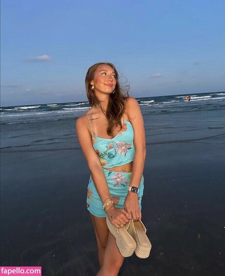 Jamie Gilbert perfect model photo
