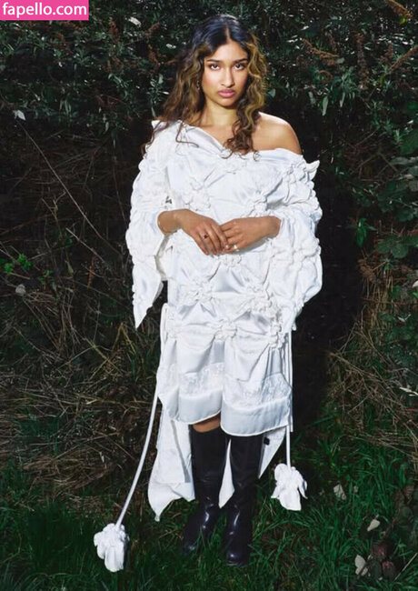 chubby latina onlyfans hot nude images