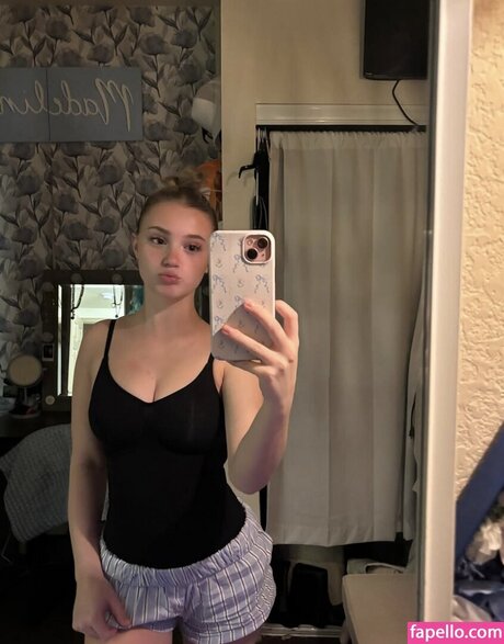 pregnant xxx onlyfans sexy nude picture