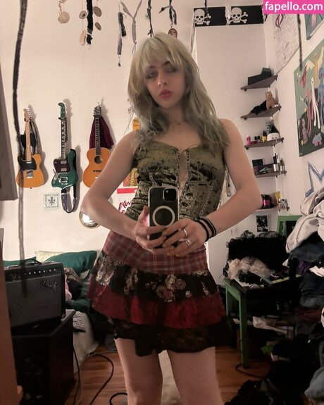 wormsheriff free actress picture