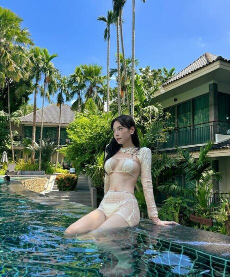 still need xxx actress pic