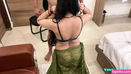 nadiakhar naked actress gallery