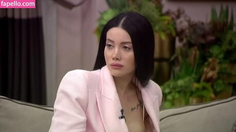 Cansel Ayano lu model high quality picture