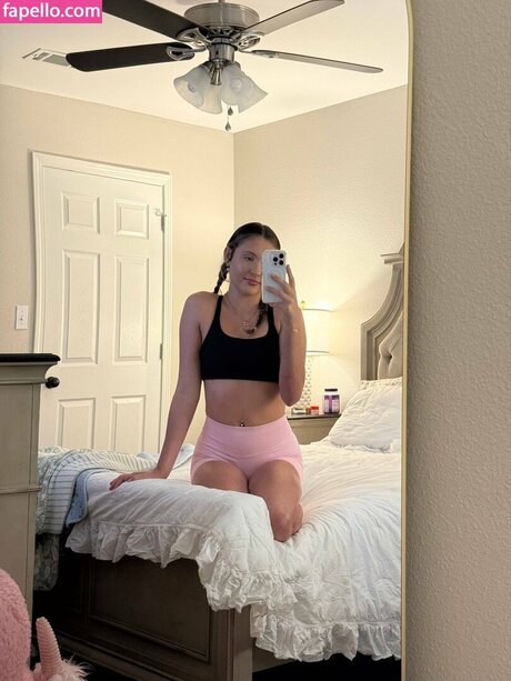 Olivia Mitchell perfect actress images