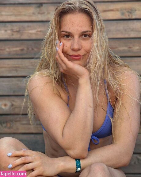 Ida Hulkko top model pictures