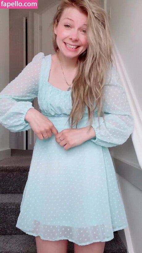 SmileyDani158 actress image