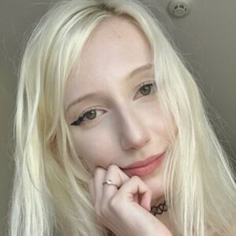 MayBunny pornstar perfect img
