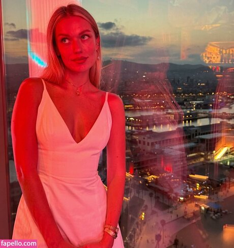 tonyapredko pornographic model gallery